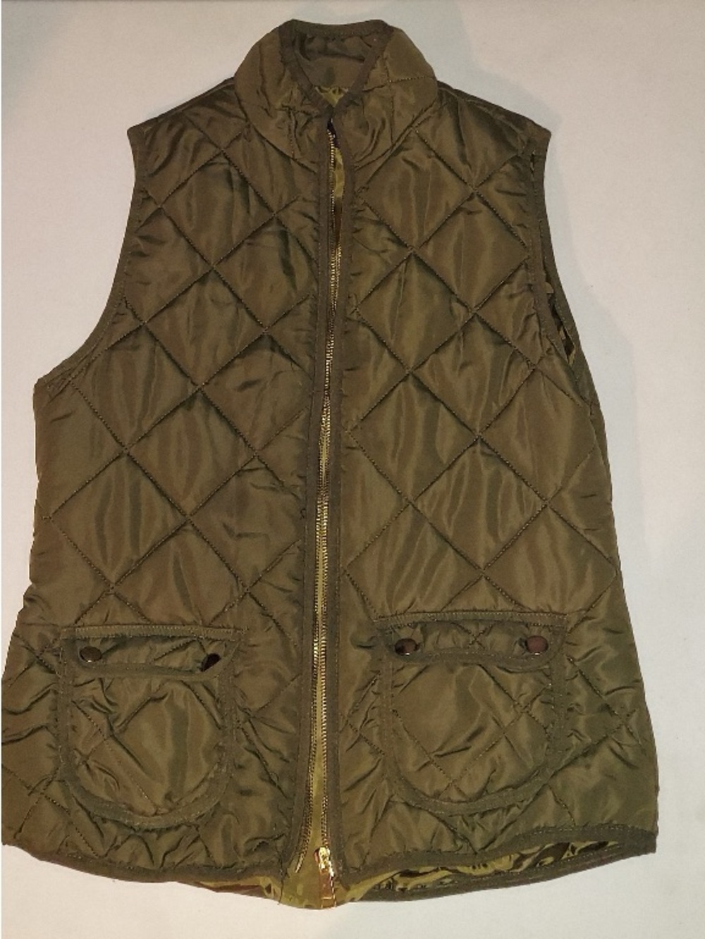 Love Tree Olive Quilted Sleeveless Vest with Front Zip